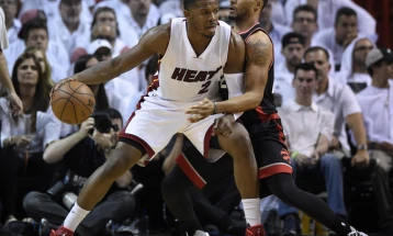 Рекордни 53 поени за Мајами во првата четвртина