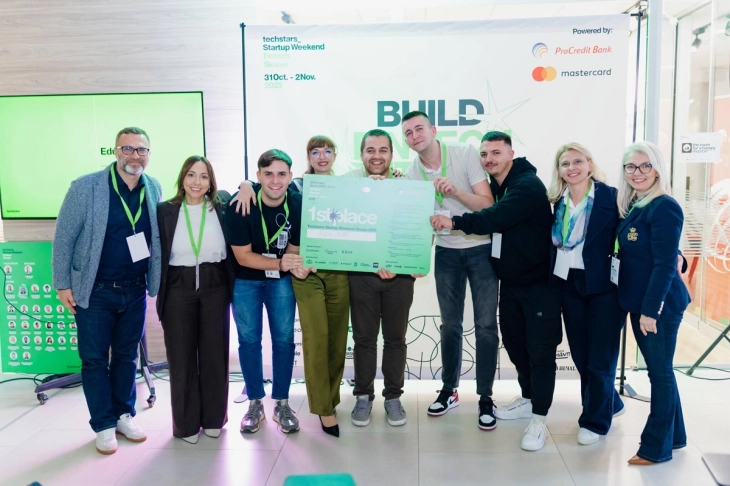 Апликацијата „EduPari“ на кочанскиот тим победик на „Startup Weekend Skopje 2025“