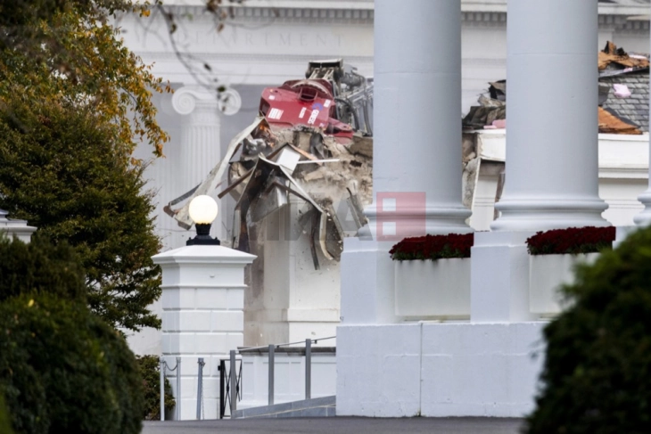 Бајден за Трамп: Тој не урива само ѕидови, туку и вредности