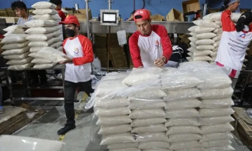 Речиси милион евакуирани на Филипините поради супертјфунот „Фунуон“