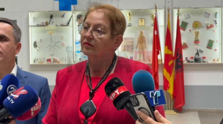 Janevska: Tekstet shkollore janë një problem i zgjidhur, ekziston një sistem dhe vitin tjetër nuk do të 