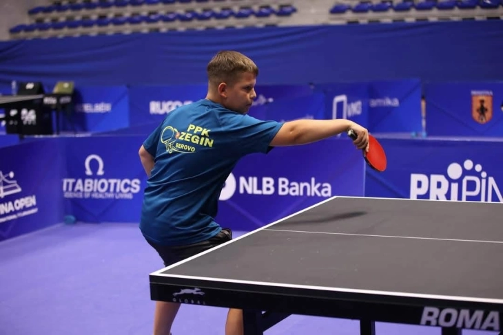 Пингпонгарите на Зегин Берово се есенски јуниорски државни шампиони во двете категории