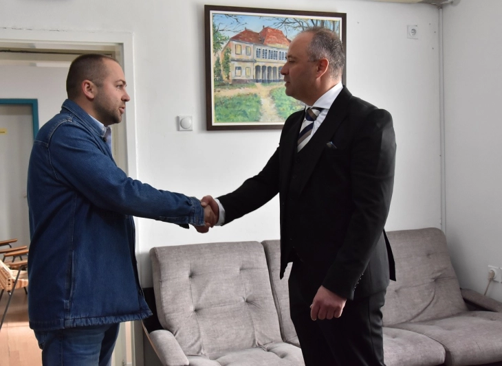 Новиот градоначалник на Кочани Владко Грозданов ја презеде функцијата од Венко Крстевски