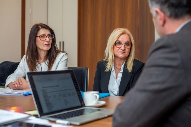 Aliu: Do të intensifikohen proceset e digjitalizimit edhe në segmentin e shërbimeve farmaceutike