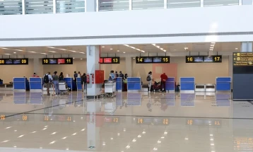 Aksident në aeroportin e Uashingtonit, Dalles, hospitalizohen 18 persona