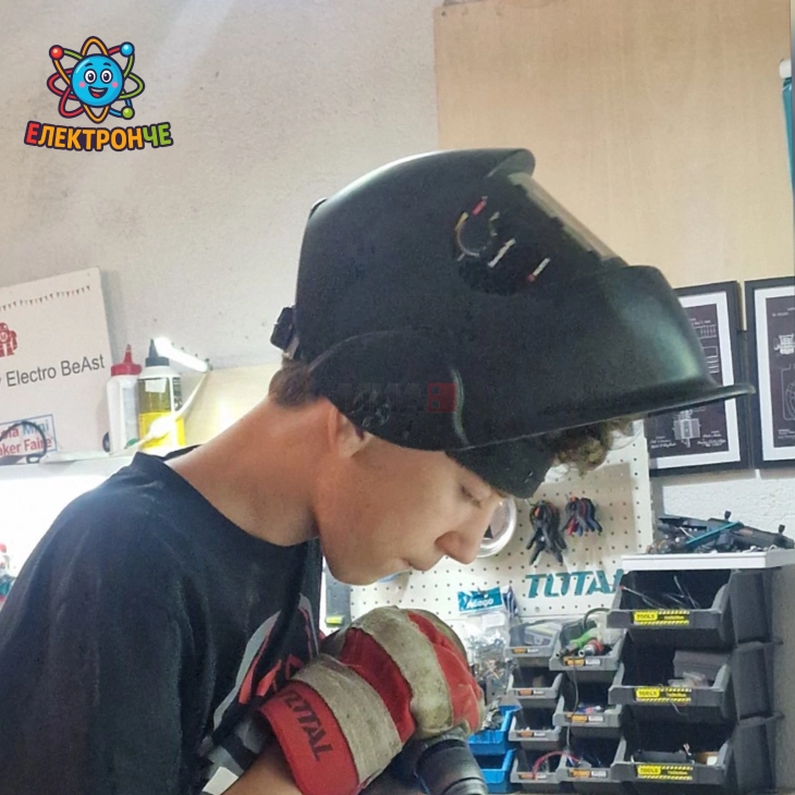 „Електронче“ - иновативна македонска платформа со едукативни сетови за млади техничари