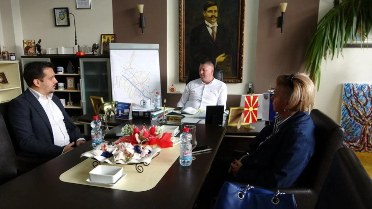 Средба Гоцевски - Алтанџиев во Делчево: Ќе се подобруваат условите за работа на управните служби