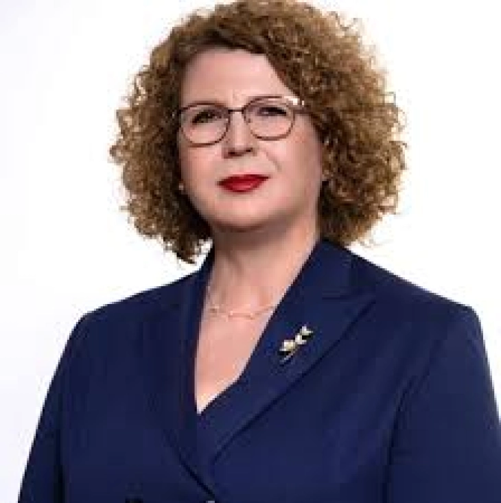 Ministrja kosovar e Tregtisë, Hajdari e akuzuar për korrupsion