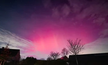 Drita polare në qiellin mbi Belgjikën veriore dhe Holandën