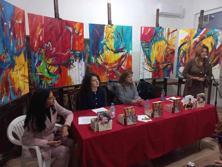 „Љубов за сите“ во чест на Андријана Мациев и автобиографската книгата „Јас сум жива“ ја наполнија салата за промоции на ЦК „Бели мугри“