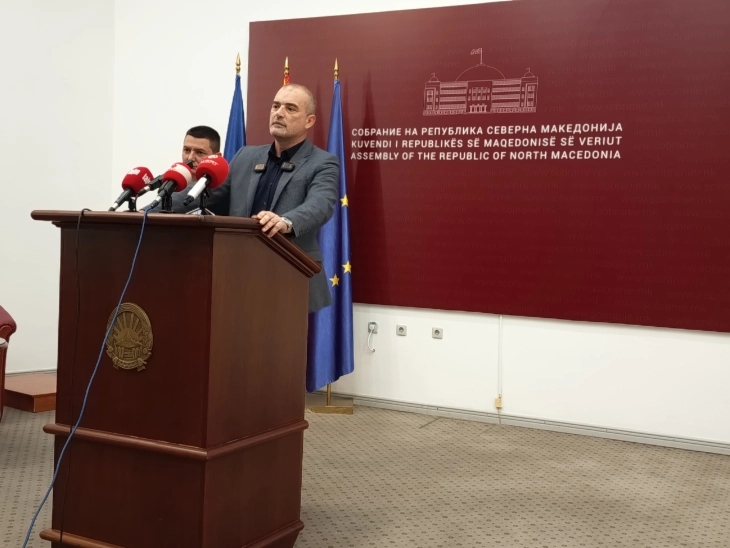 Снопче бара од Гаши пред Нова Година да ги распише повторните избори во четирите општини