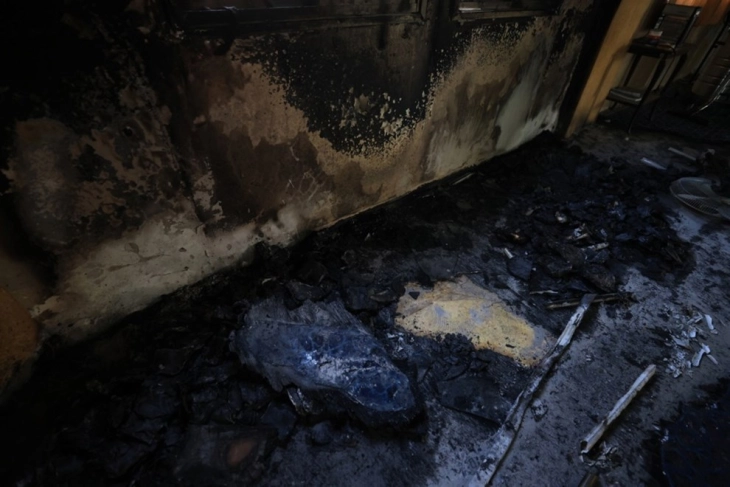 Израелски доселеници запалија џамија на Западниот Брег