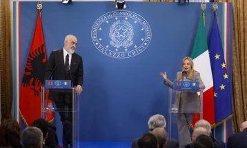 Рама: Италија може да побара од Албанија што сака и ние ќе кажеме да