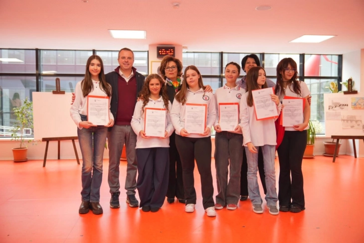 Герасимовски: Вкупно 138 стипендии доделени во науката, спортот, културата и социјалната поддршка