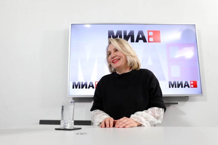 Ана Дурловски во интервју за МИА: Мојата кариера во една сцена? Тоа е Аркел во „Пелеас и Мелисанда“ - смирен поглед кон темното, длабоко и мирно море, над чија површина се надзираат мали светленца