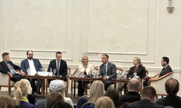 Отворена првата научна конференција за геријатриска и палијативна грижа во Скопје