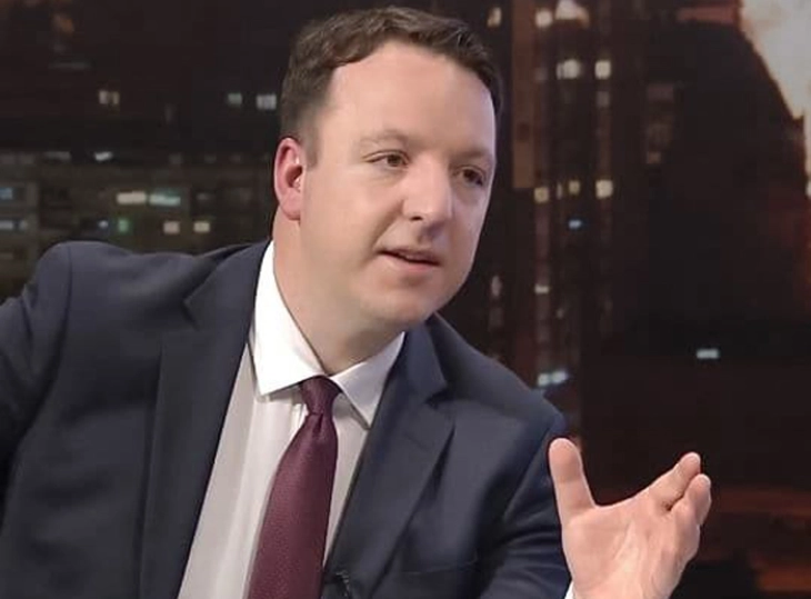 Nikolloski: Në dhjetor do të zgjedhim kontraktor për austostradat Shkup - Bllacë dhe Kërçovë - Bukojçan, dalë ngadalë e kompletojmë gjithë Korridorin rrugor 8