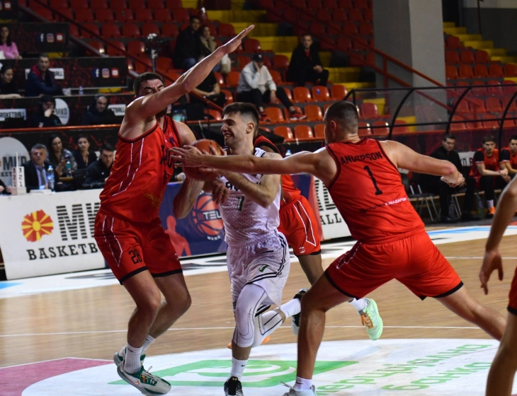 Маџари ја продолжи серијата на победи, Работнички ја прекина