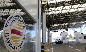 Traffic: Dry roads, no border delays