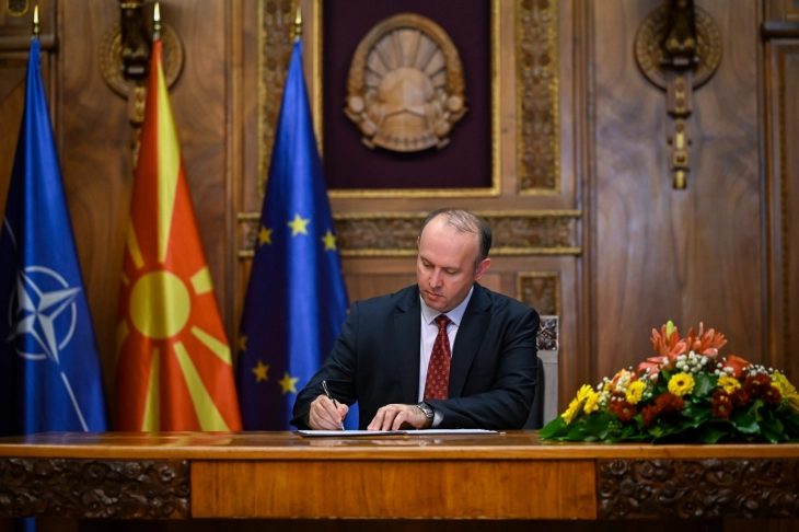 Gashi: Qytetarët më 11 janar të dalin masivisht për të votuar në Gostivar, Vrapçisht, Mavrovë e Rostushë dhe Qendrën Zhupë