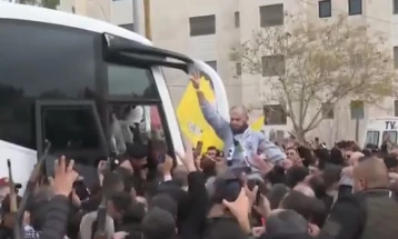 Палестинци плаќале по 2.000 долари со авион да бидат евакуирани од Газа во Јужна Африка