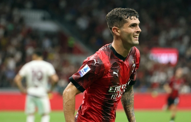 Пулишиќ уште чека на нов договор со Милан