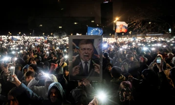 Tens of thousands protest in Slovakia against PM Fico's government