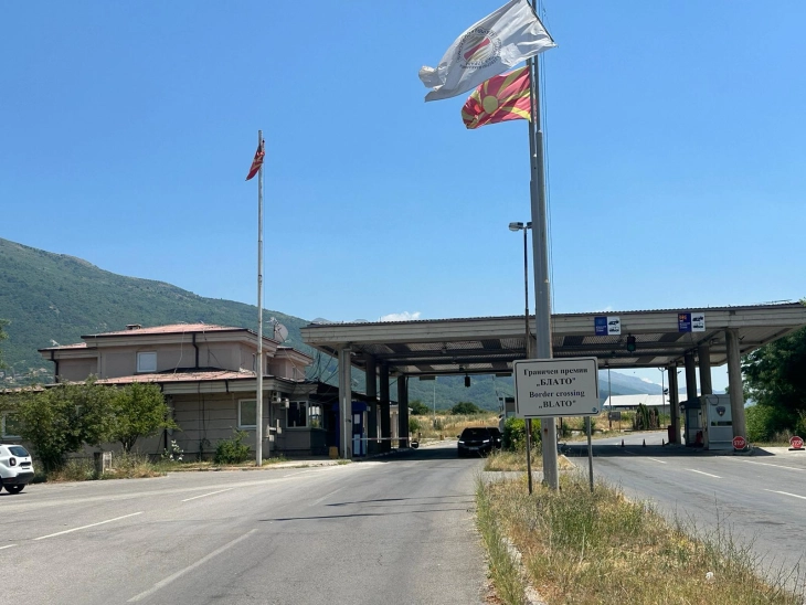 Лишен од слобода дебранец, под дејство на алкохол управувал возило и удрил во полициско возило