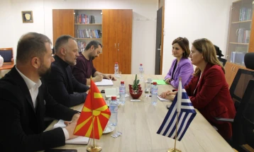 Средба на Фетаи со амбасадорката на Грција Филипиду