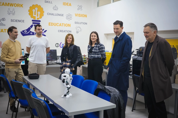 Амбасадорот на Шведска на средба со младите истражувачи од штипскиот Универзитет „Гоце Делчев“