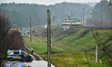 Полска го крева нивото од закана по невидената саботажа на железничка пруга кон Украина
