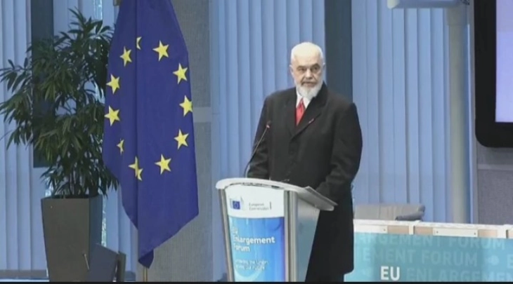 Рама: ЕУ не секогаш ги исполнуваше своите ветувања кон Албанија, но за нас тоа беше благослов