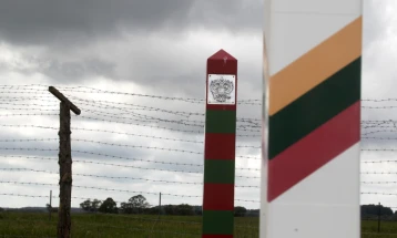 Lithuania to re-open border with Belarus ahead of schedule
