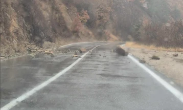 Нормализиран сообраќајот на патот Македонски Брод - Скопје кај Јасен