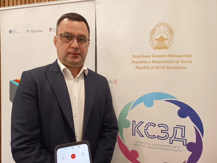 Томшиќ: Расте бројот на пријави за дискриминација, најголем број се околу работните односи