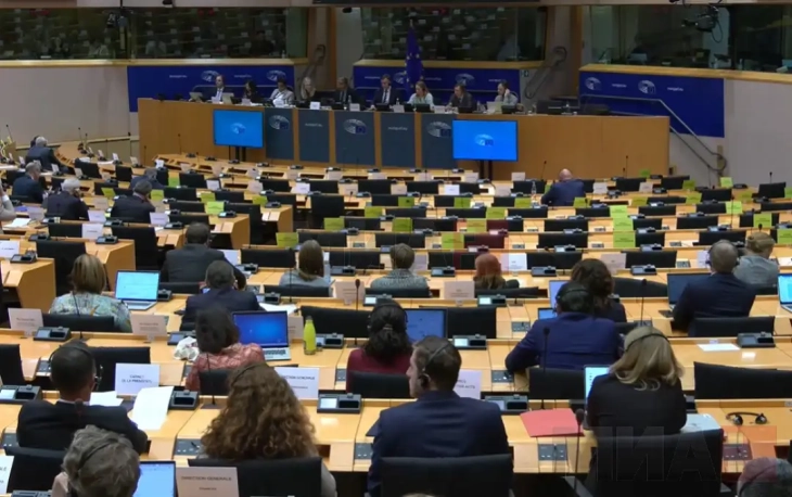 EP enlargement report: Bilateral issues must not be used to block EU accession process