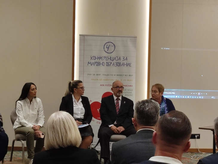 Konferencë: Promovimi i paqes dhe jodhunës si vlera themelore në sistemin edukativo-arsimor