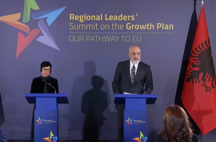 Кос: Сакаме ЕУ да биде опиплива реалност за вашите граѓани