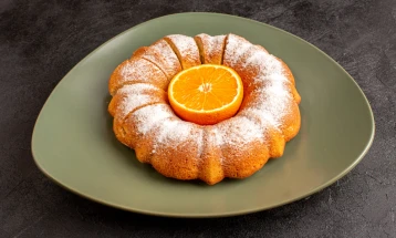 Куглоф од цел портокал