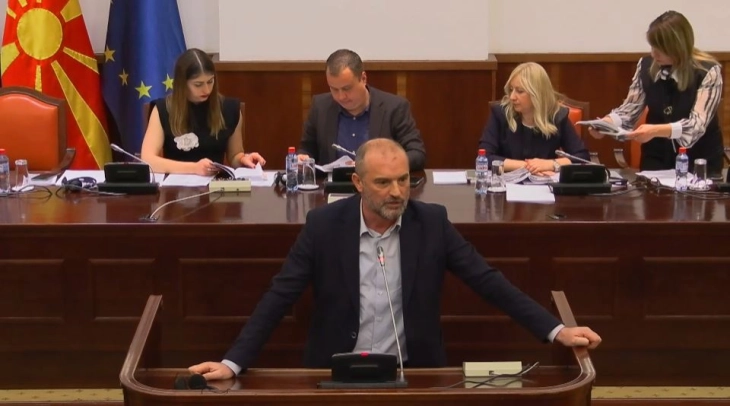 Snopçe në seancën e pyetjeve të deputetëve: Ligji për zgjedhjet po shkelet – ministri i Drejtësisë i ik përgjigjeve