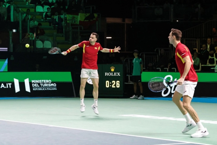 Шпанија ја победи Германија и ќе игра против Италија во финалето на Дејвис купот