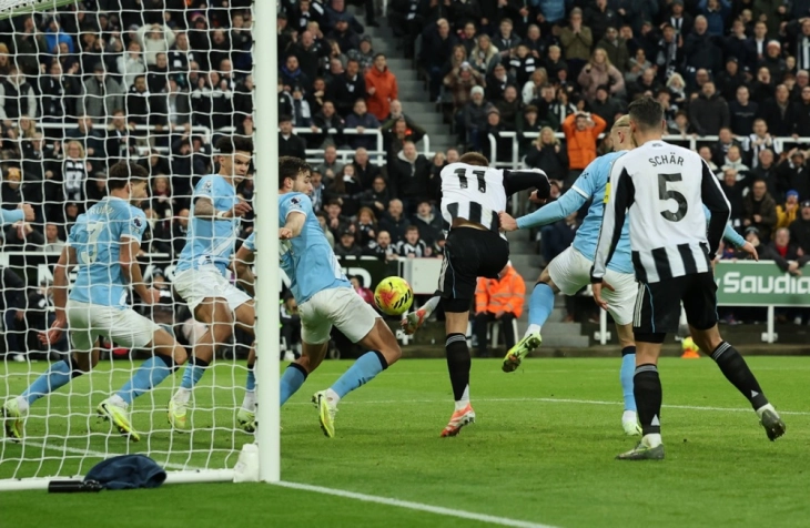 Манчестер сити загуби од Њукасл за втор пораз во последните четири натпревари