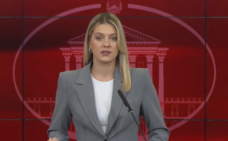 Qeveria ka shpërndarë mbi 33.000 vauçerë, 11.500 studentë tashmë janë furnizuar me pajisje të reja elektronike