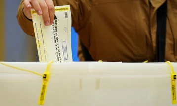 Ниска излезност на претседателските избори во РС, СНСД: Каран води