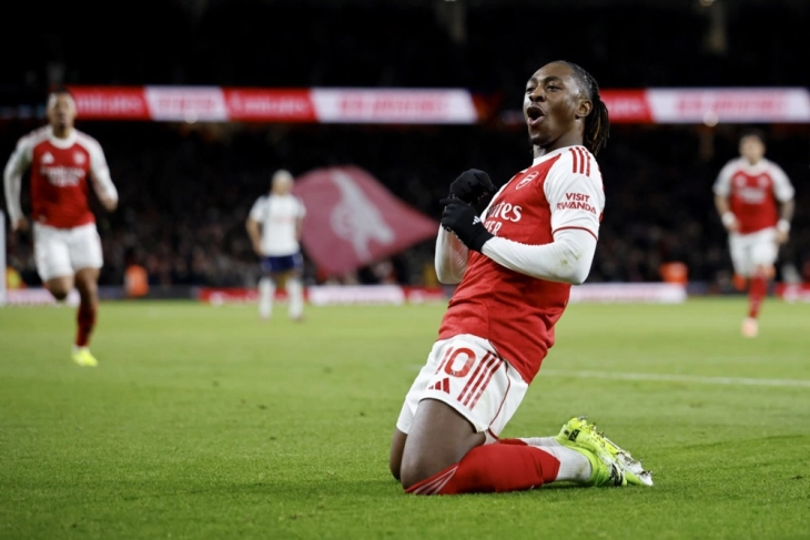 Езе четврти фудбалер кој постигнал хет-трик во дербито меѓу Арсенал и Тотенхем