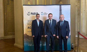 Градоначалникот Коњановски на самит на градоначалници во Париз