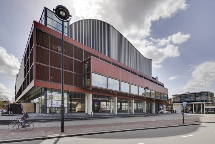 Falk Hübner and Heleen de Hoon lecture at Faculty of Fine Arts