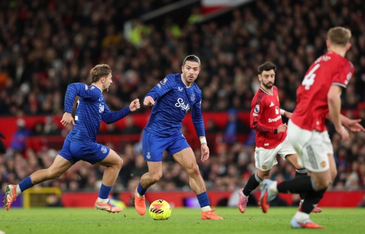 Дјусбери-Хол му донесе победа на Евертон над Манчестер јунајтед