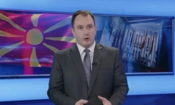 Andonovski: Që në javën e parë të thirrjes, rreth 40.000 studentë morën vauçerin e tyre me vlerë për pajisje elektronike