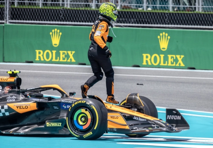 Услови Норис да ја освои титулата по Гран при на Катар